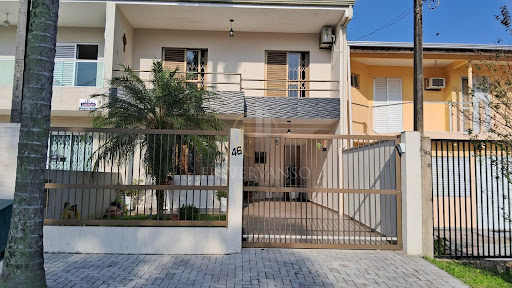 Sobrado  em Centro - Guaratuba, PR