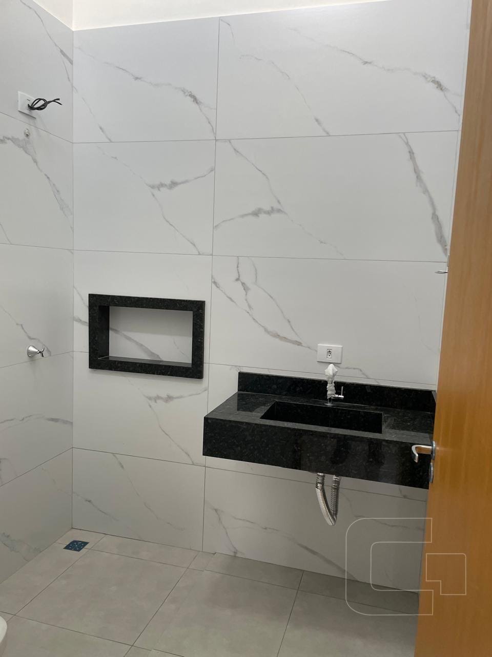 Casa à venda com 3 quartos, 1 suíte, 1 vaga e 84m² no Rosa Cazarim, Apucarana (PR) — foto 11 de 15