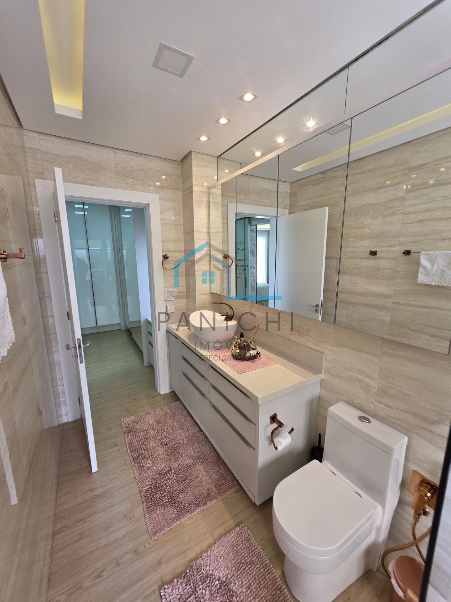 Casa à venda com 2 quartos, 2 suítes, 4 vagas e 400m² no Centro, Ijuí (RS) — foto 8 de 20