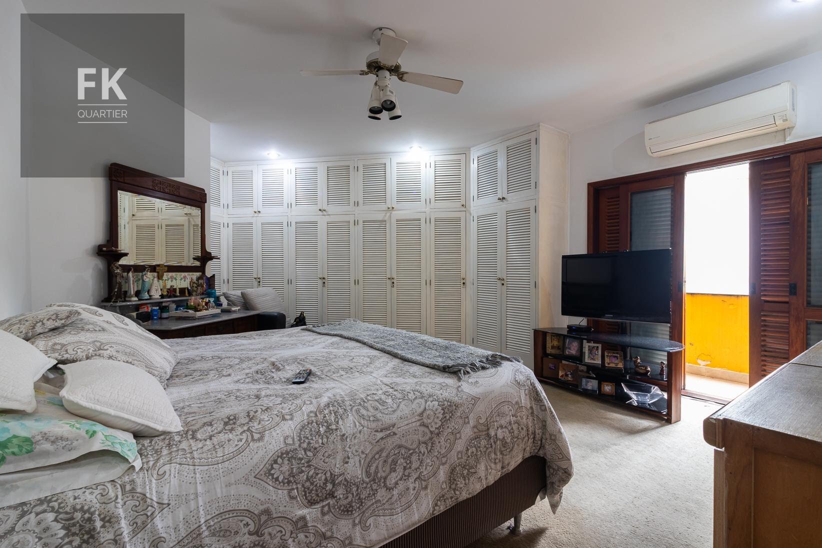 Casa à venda com 5 quartos, 3 suítes, 6 vagas e 445m² no Alphaville, Santana de Parnaíba (SP) — foto 19 de 27