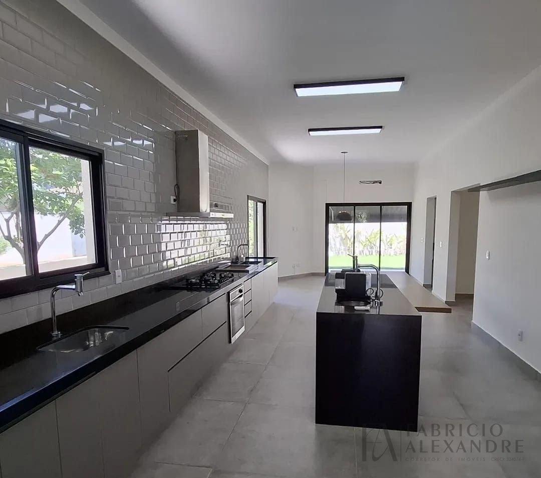 Casa à venda com 3 quartos, 3 suítes e 215m² no Residencial Gaivota I, São José do Rio Preto (SP) — foto 7 de 10