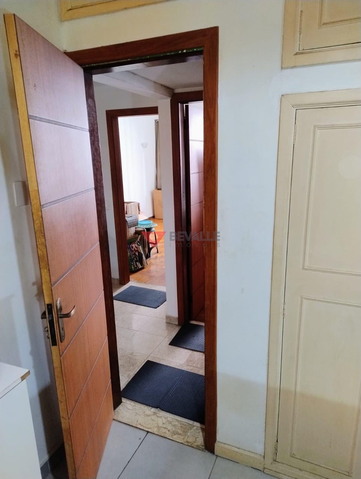 Apartamento à venda com 3 quartos, 1 banheiro, 1 vaga e 110m² no Copacabana, Rio de Janeiro (RJ) — foto 9 de 30
