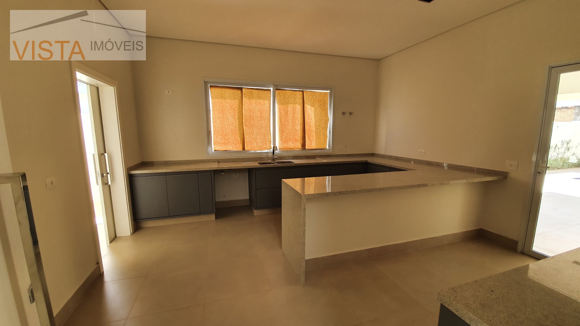 Casa à venda com 3 quartos, 3 suítes, 4 vagas e 400m² no Condomínio Valle da Prata, São João da Boa Vista (SP) — foto 4 de 25