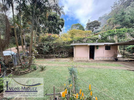 Casa à Venda em Vale das Videiras, Petrópolis - 2 Dorms