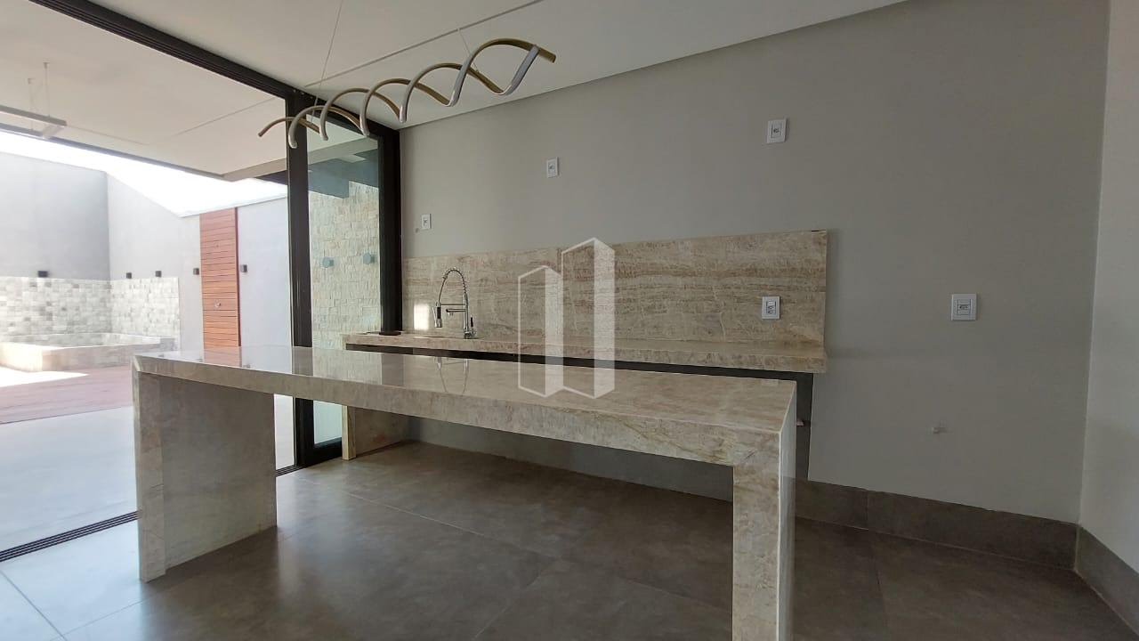 Casa à venda com 3 quartos, 3 suítes, 4 vagas e 200m² no Jardins Sevilha, Aparecida de Goiânia (GO) — foto 11 de 19