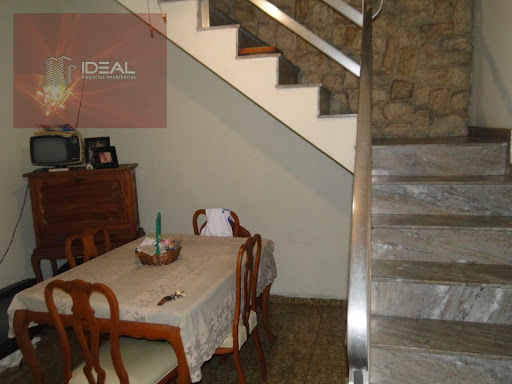 Casa Triplex à venda na Avenida 28 de Março em Campos dos Goytacazes