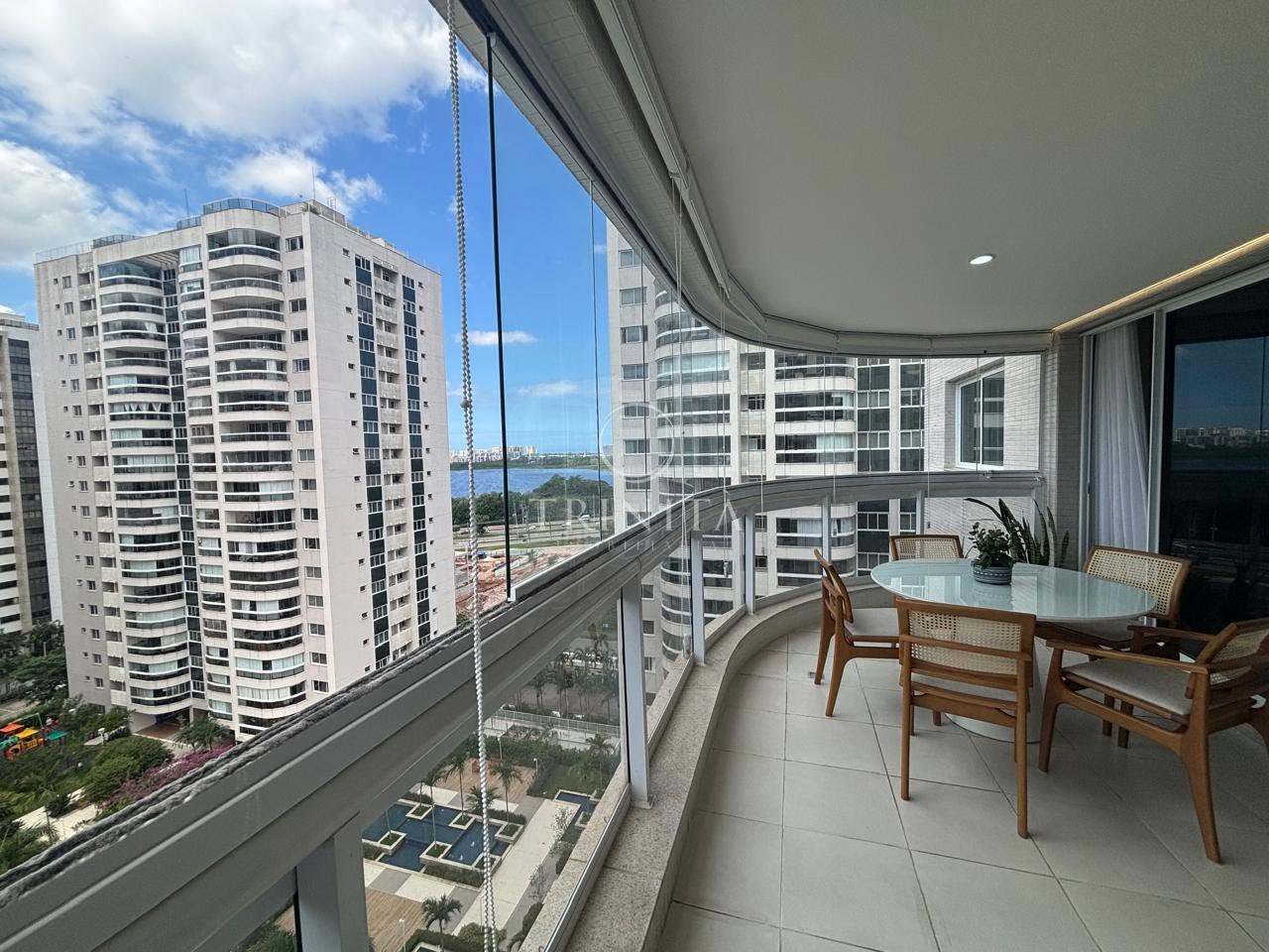vista-varanda-apartamento-viure-ilha-pura