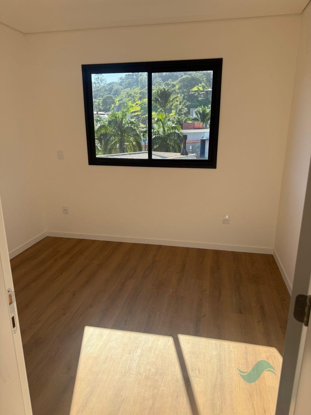 Apartamento à venda com 2 quartos, 2 banheiros, 1 vaga e 64m² no Cachoeira do Bom Jesus Leste, Florianópolis (SC) — foto 8 de 13
