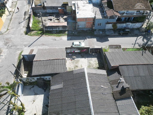 Terreno Esquina em Matinhos: Área de Moradores, Ótima Opção
