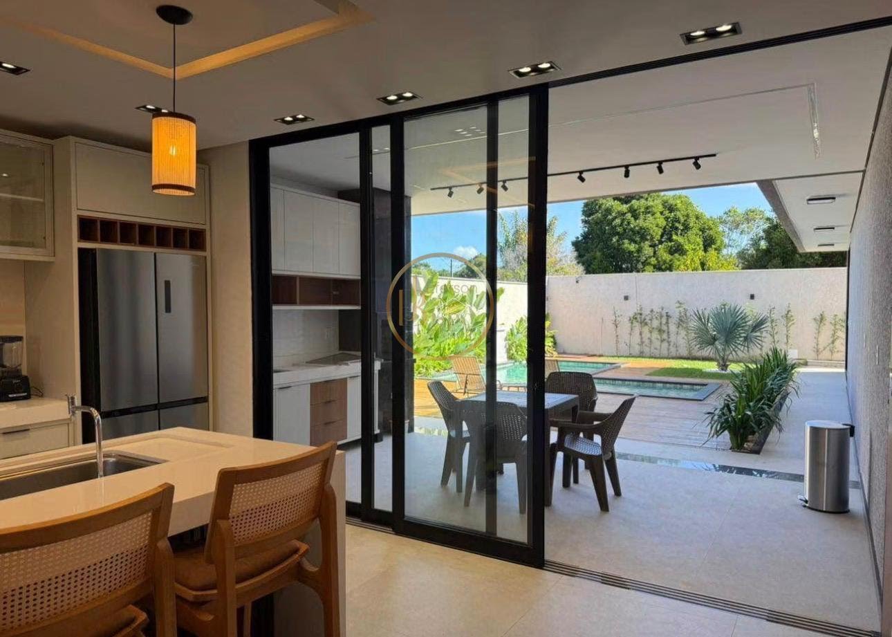 Casa à venda com 4 quartos, 4 suítes, 5 vagas e 250m² no Taperapuan, Porto Seguro (BA) — foto 13 de 17