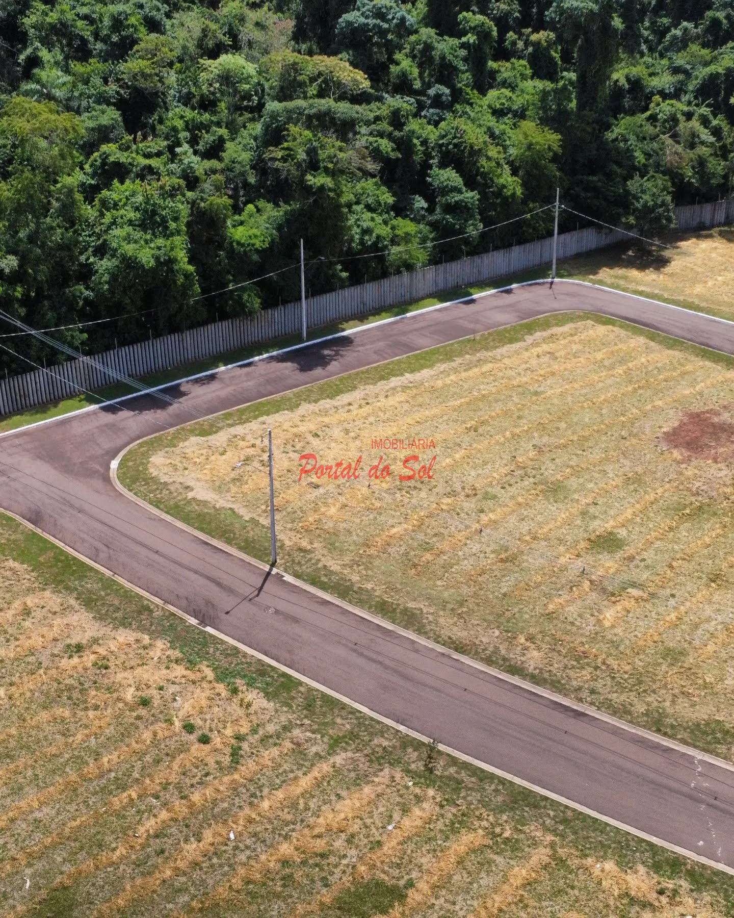 Terreno à venda com 250m² de terreno no Residencial Maria Thereza Rennó, Santo Antônio da Platina — foto principal