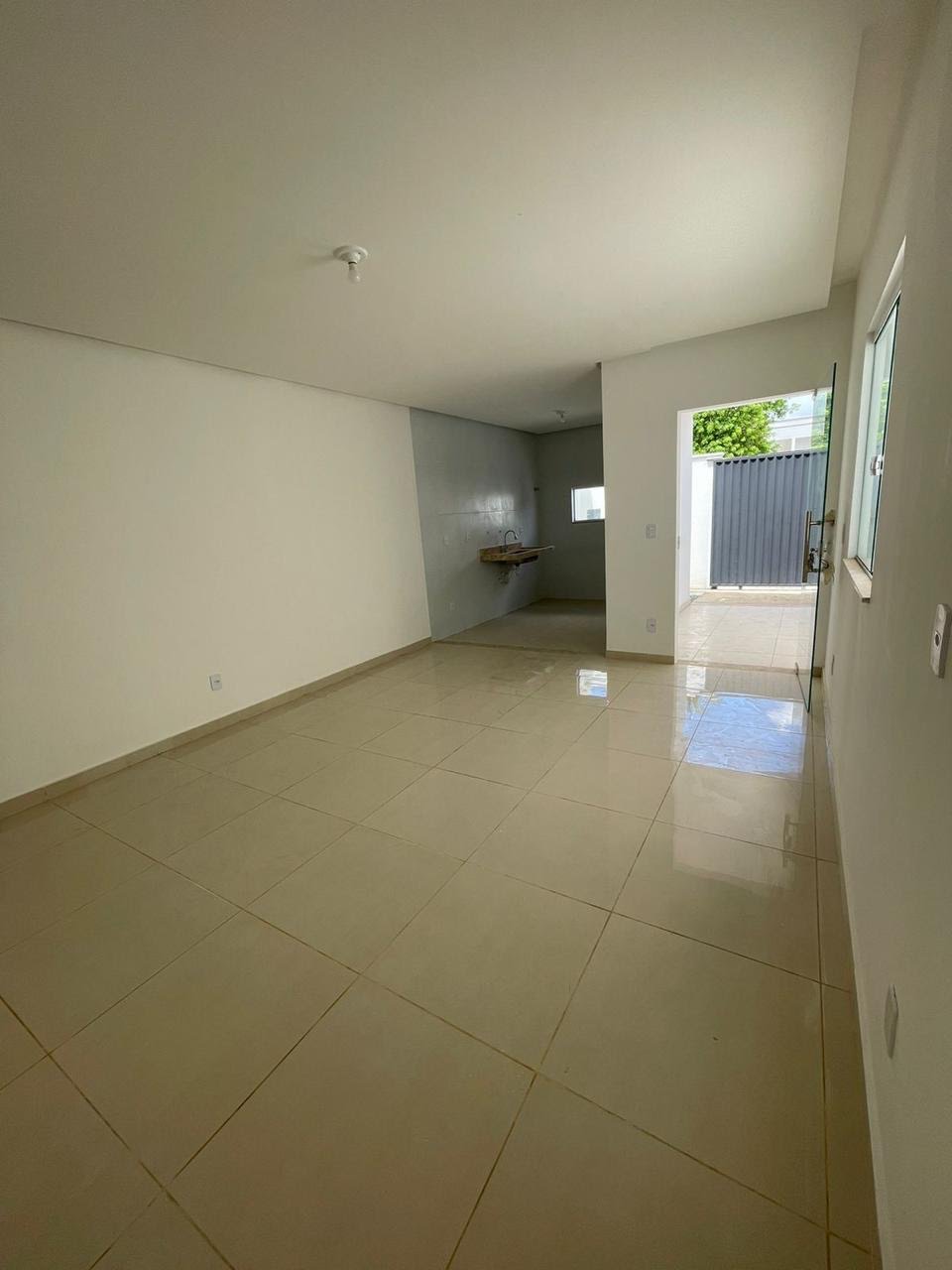 Casa à venda com 2 quartos, 1 suíte, 2 vagas e 125m² no Conceição, Feira de Santana (BA) — foto 4 de 16
