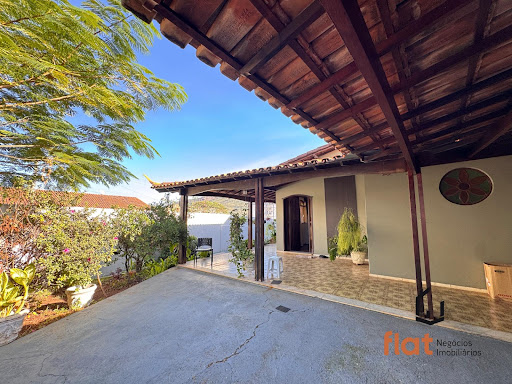 Casa de Alto Padrão no bairro São José, Pará de Minas | 233,5m²