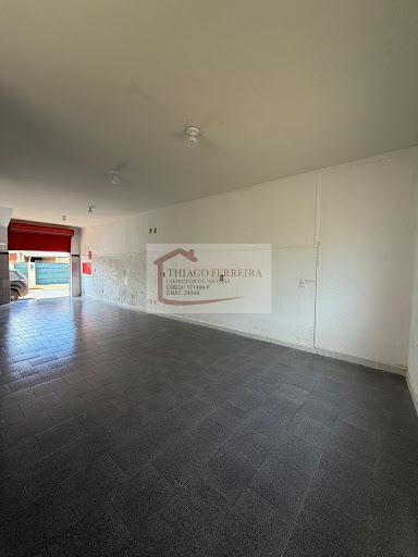 Casa Comercial em Vila Aparecida  -  Santa Rita do Passa Quatro