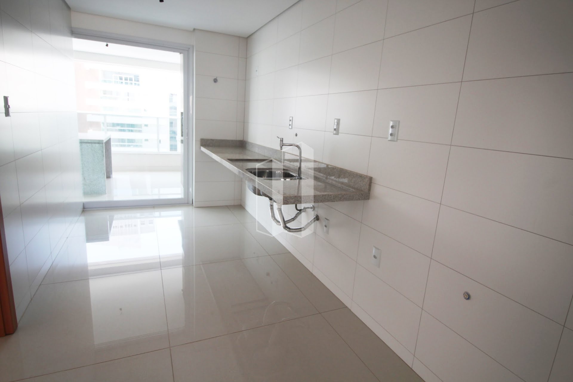 Apartamento à venda com 3 quartos, 3 suítes, 2 vagas e 154m² no Alto da Glória, Goiânia (GO) — foto 6 de 23