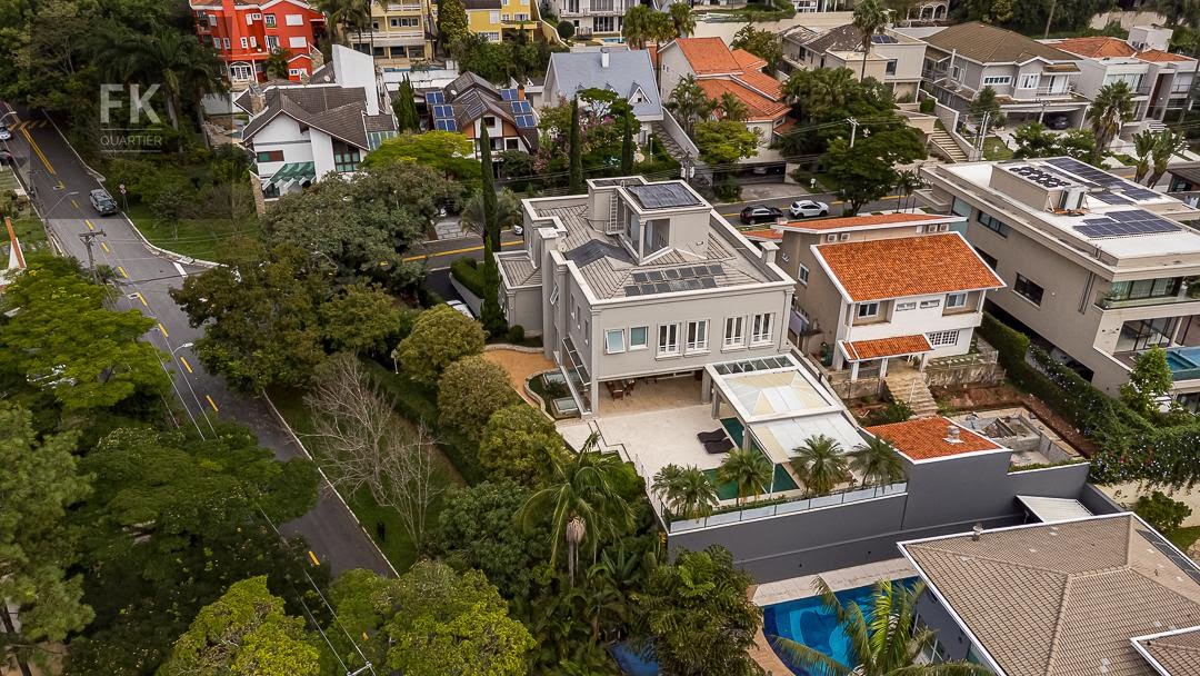 Casa à venda com 5 quartos, 5 suítes, 7 vagas e 1000m² no Alphaville, Barueri (SP) — foto 2 de 30