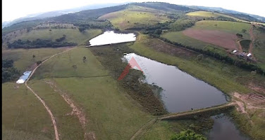 Fazenda em Oliveira  -  Oliveira