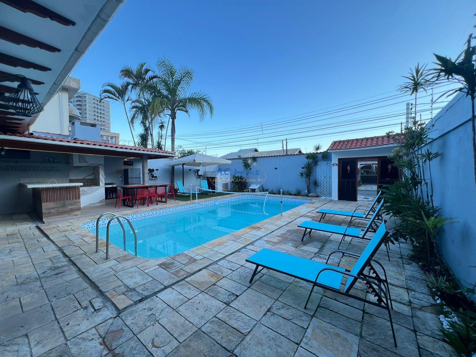 Casa à venda com 4 quartos, 2 suítes, 3 vagas e 200m² no Balneario Flórida, Praia Grande (SP) — foto 16 de 26
