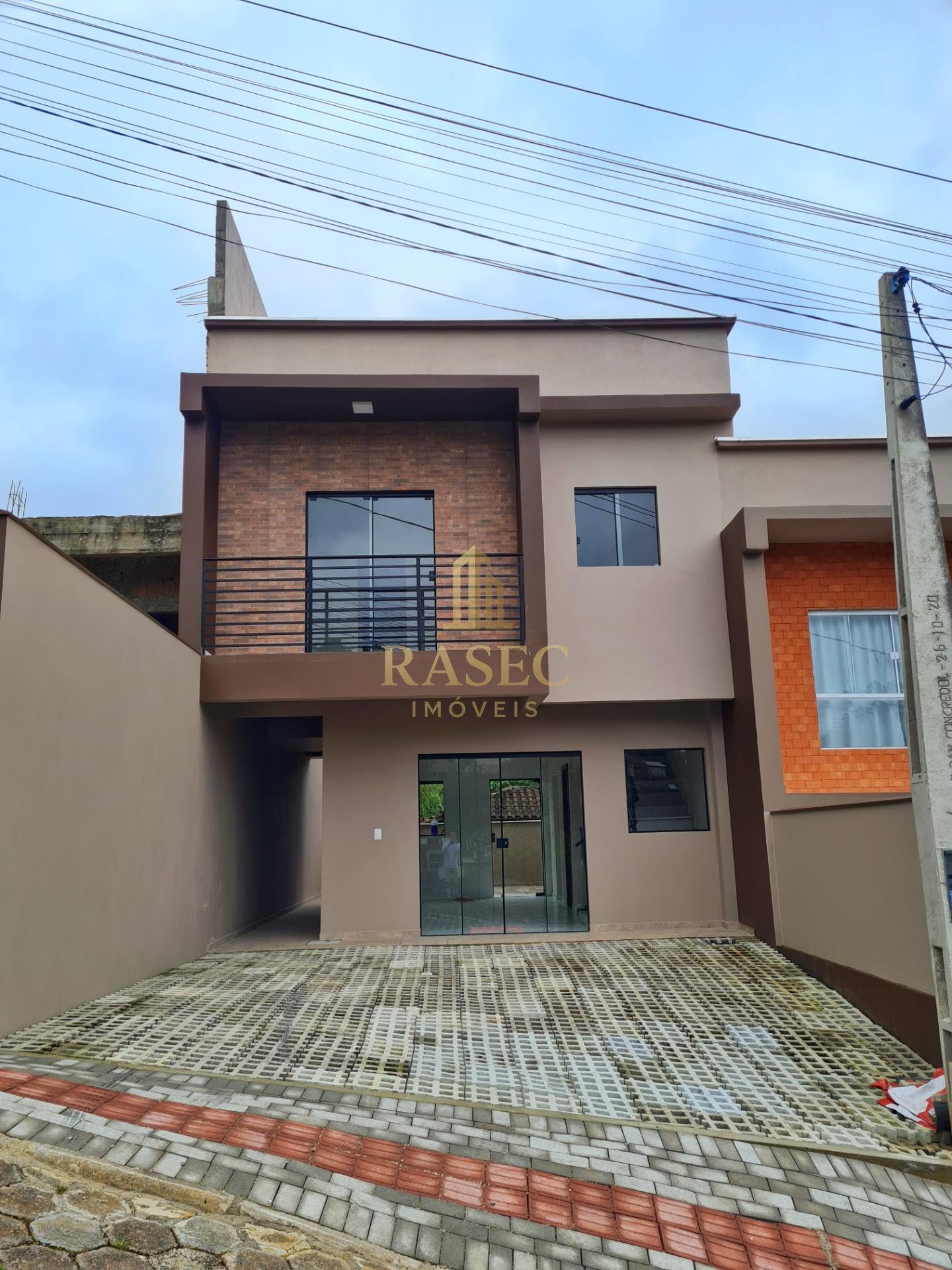Casa à venda com 3 quartos, 2 banheiros, 2 vagas e 85m² no São Pedro, Brusque — foto principal