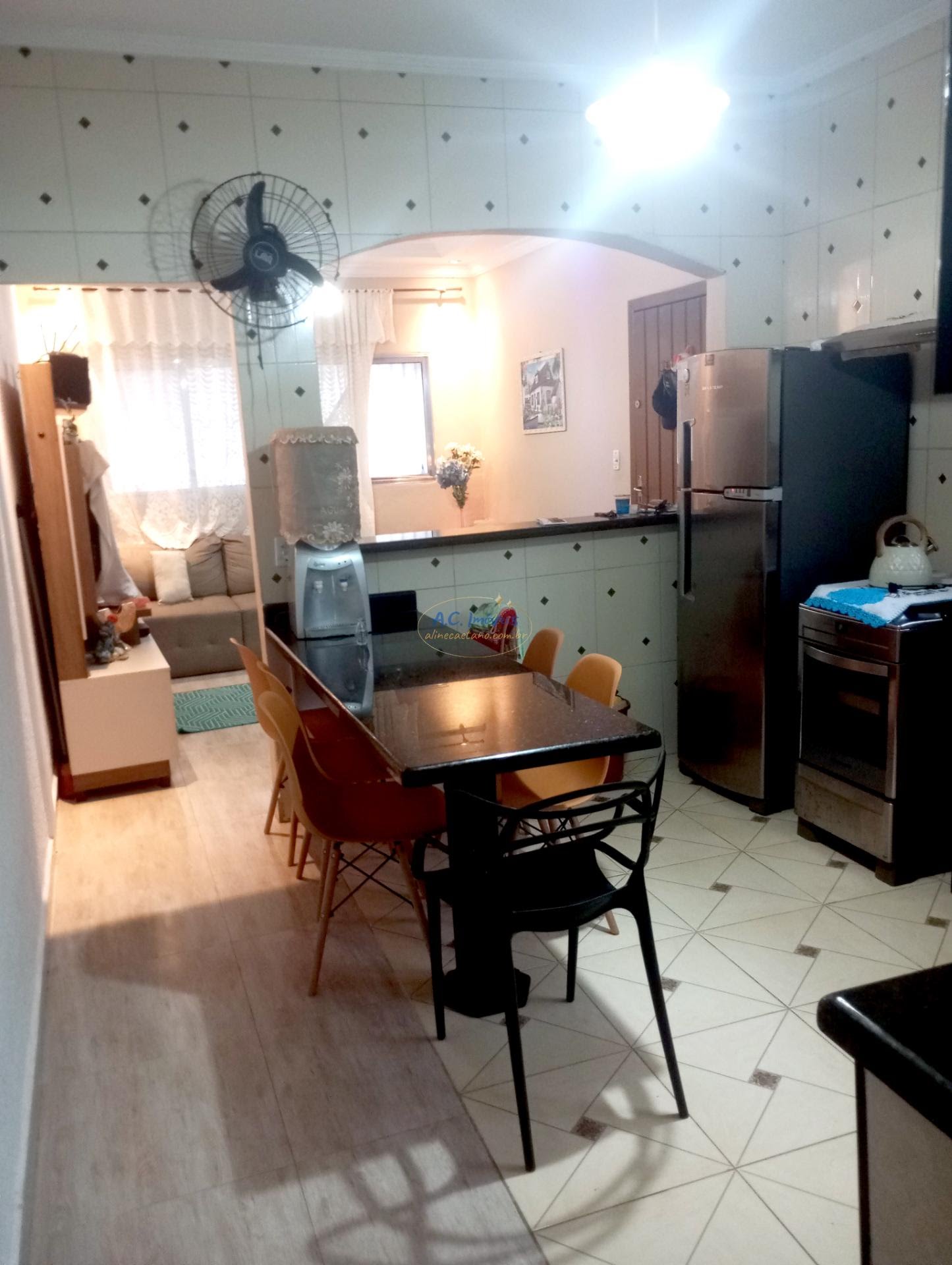 Casa à venda com 3 quartos, 1 suíte, 2 vagas e 181m² no Aviação, Praia Grande (SP) — foto 10 de 26
