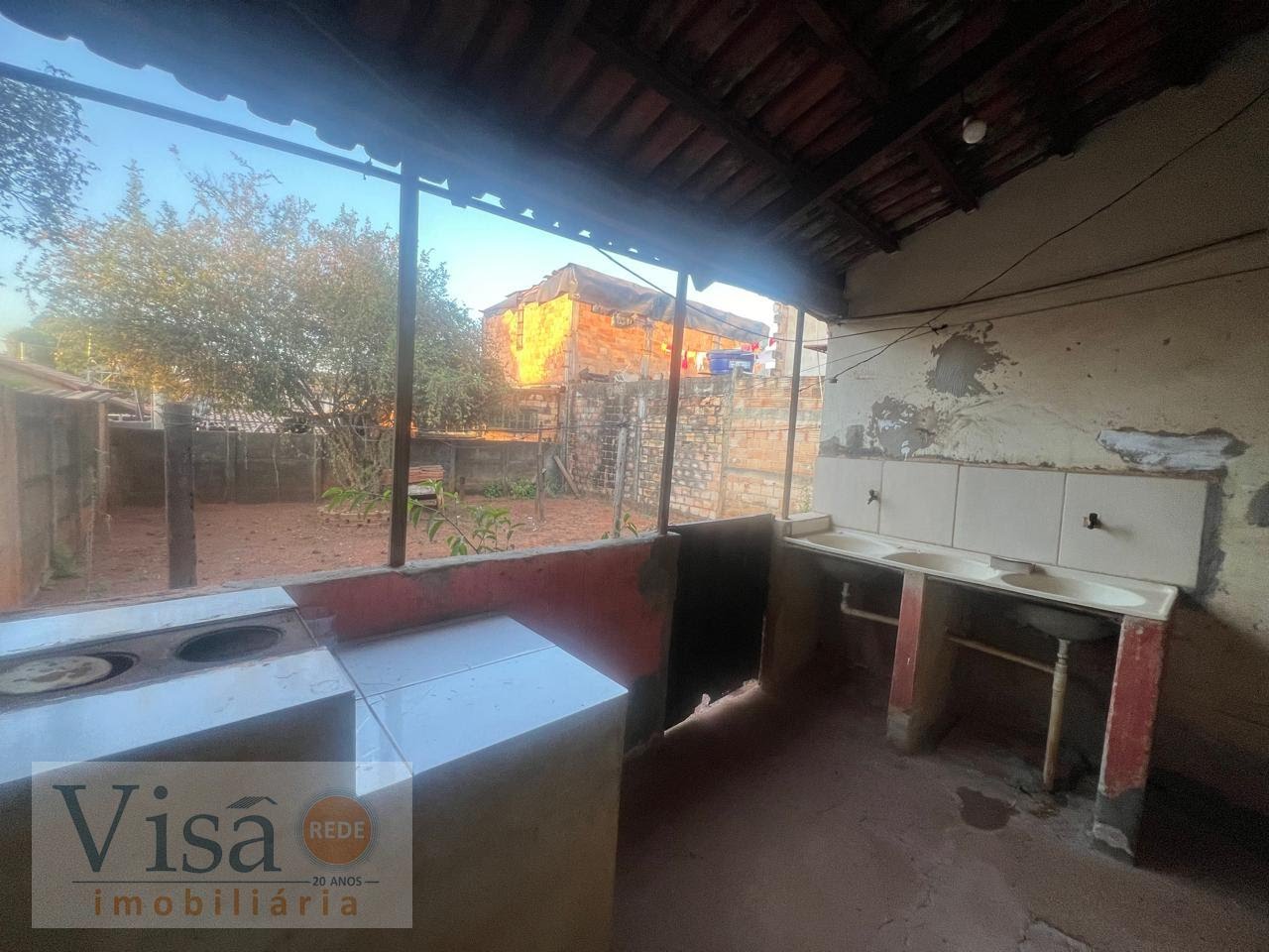 Casa para alugar com 2 quartos, 1 banheiro e 1 vaga no Paracatuzinho, Paracatu (MG) — foto 7 de 8
