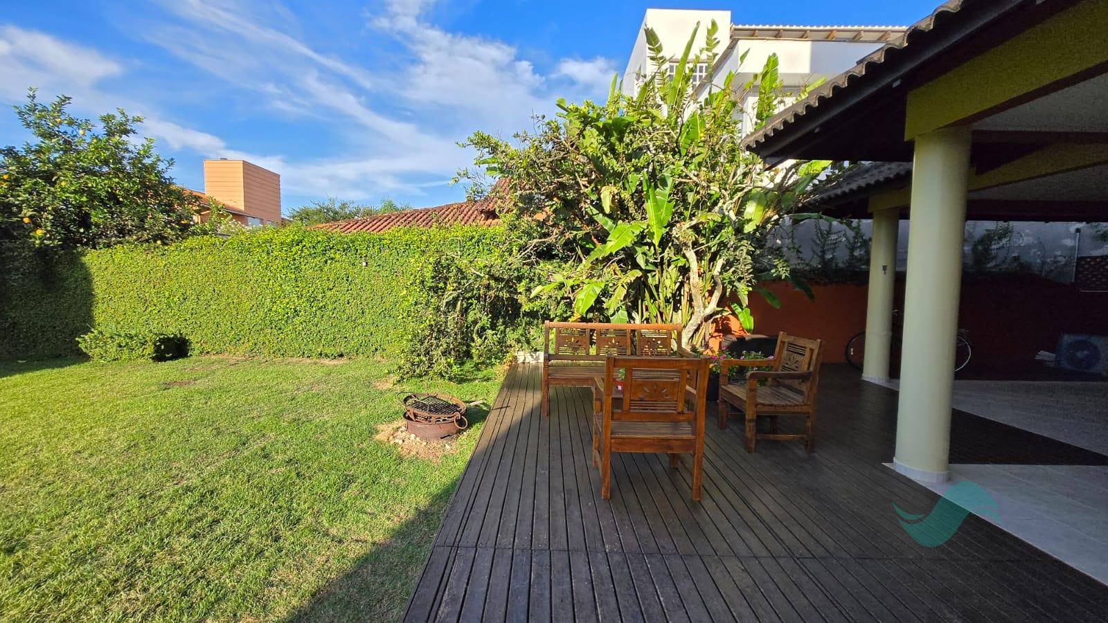 Casa à venda com 3 quartos, 1 suíte, 4 vagas e 230m² no Jurerê Internacional, Florianópolis (SC) — foto 24 de 30