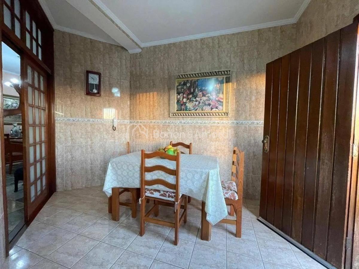 Casa, 3 quartos, 346 m² - Foto 8