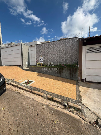 Casa em Jardim Universitario  -  Marília