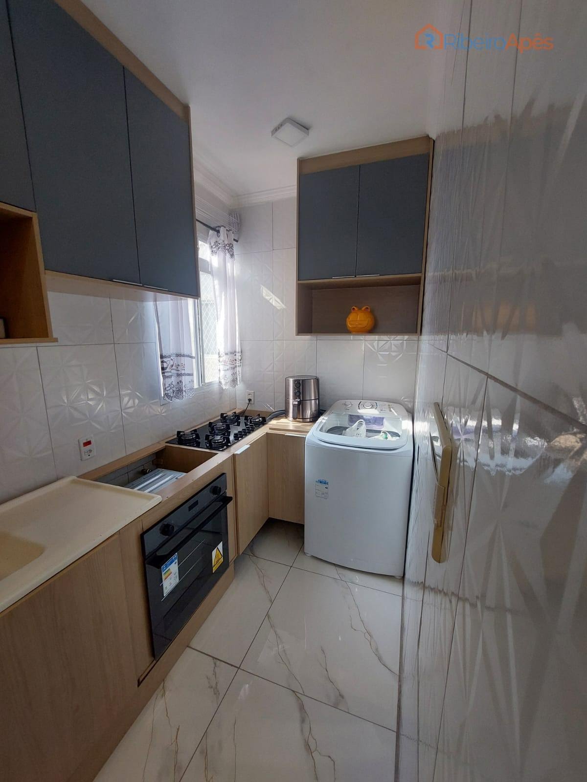 Cozinha e área de serviço