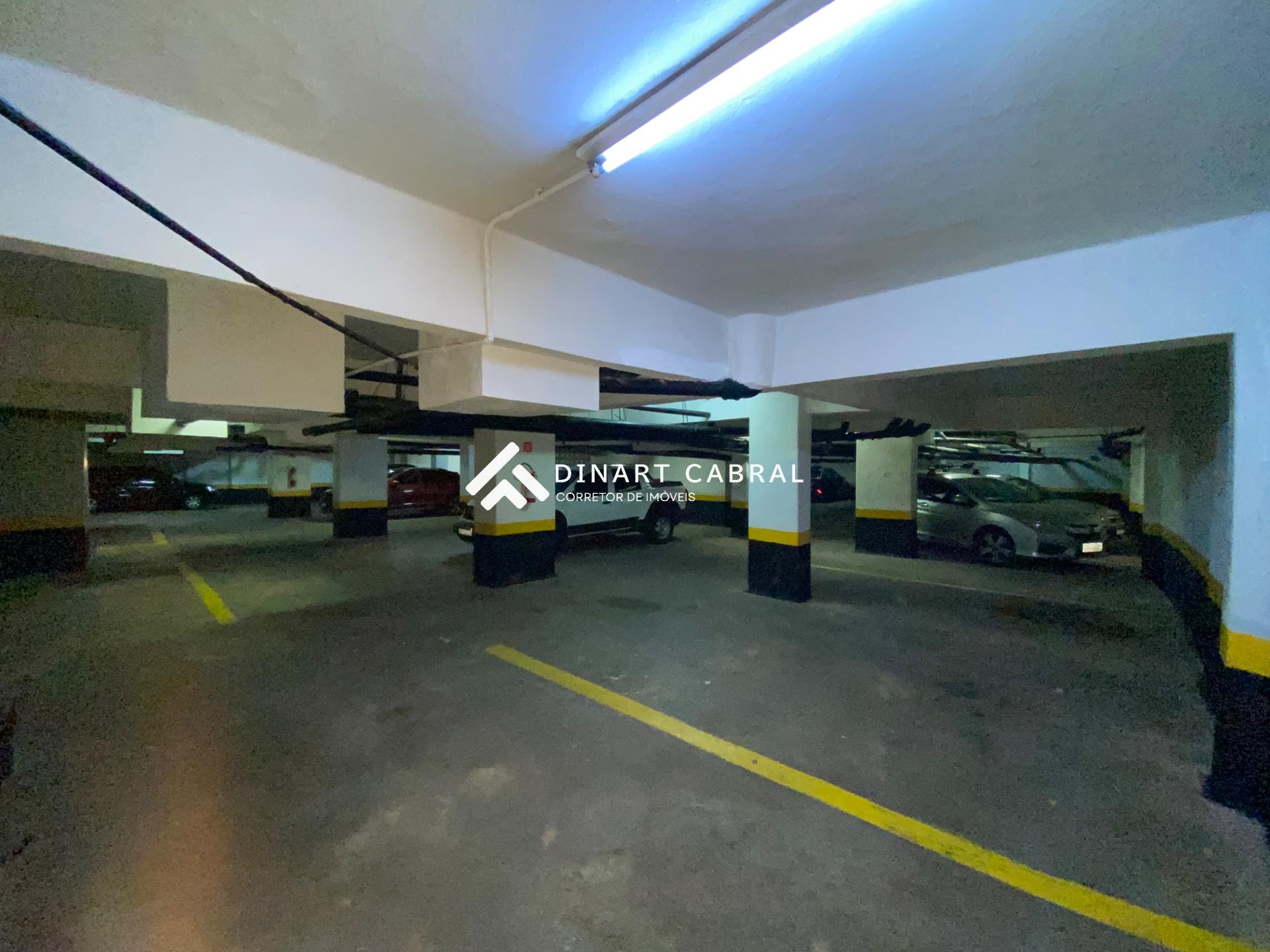 Apartamento à venda com 2 quartos, 2 banheiros e 56m² no Copacabana, Rio de Janeiro (RJ) — foto 29 de 30