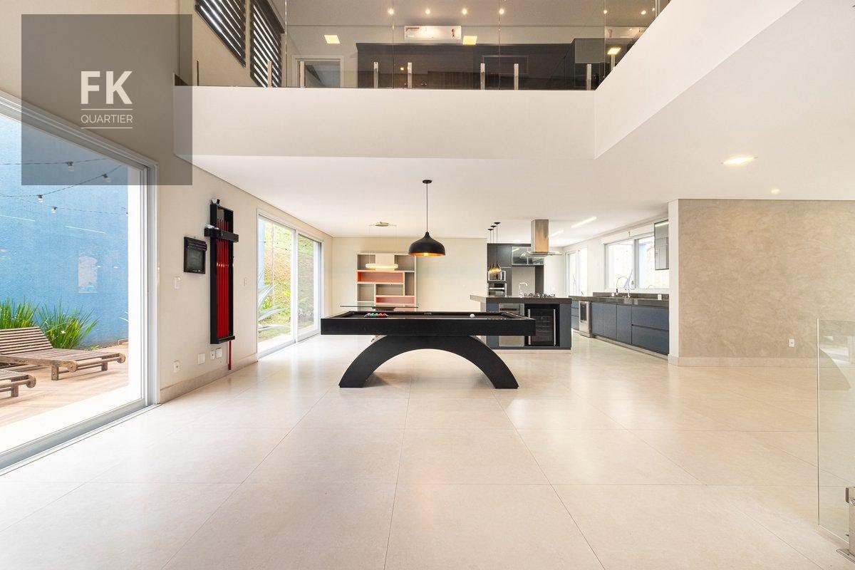 Casa à venda com 4 quartos, 4 suítes, 6 vagas e 430m² no Alphaville, Santana de Parnaíba (SP) — foto 4 de 30