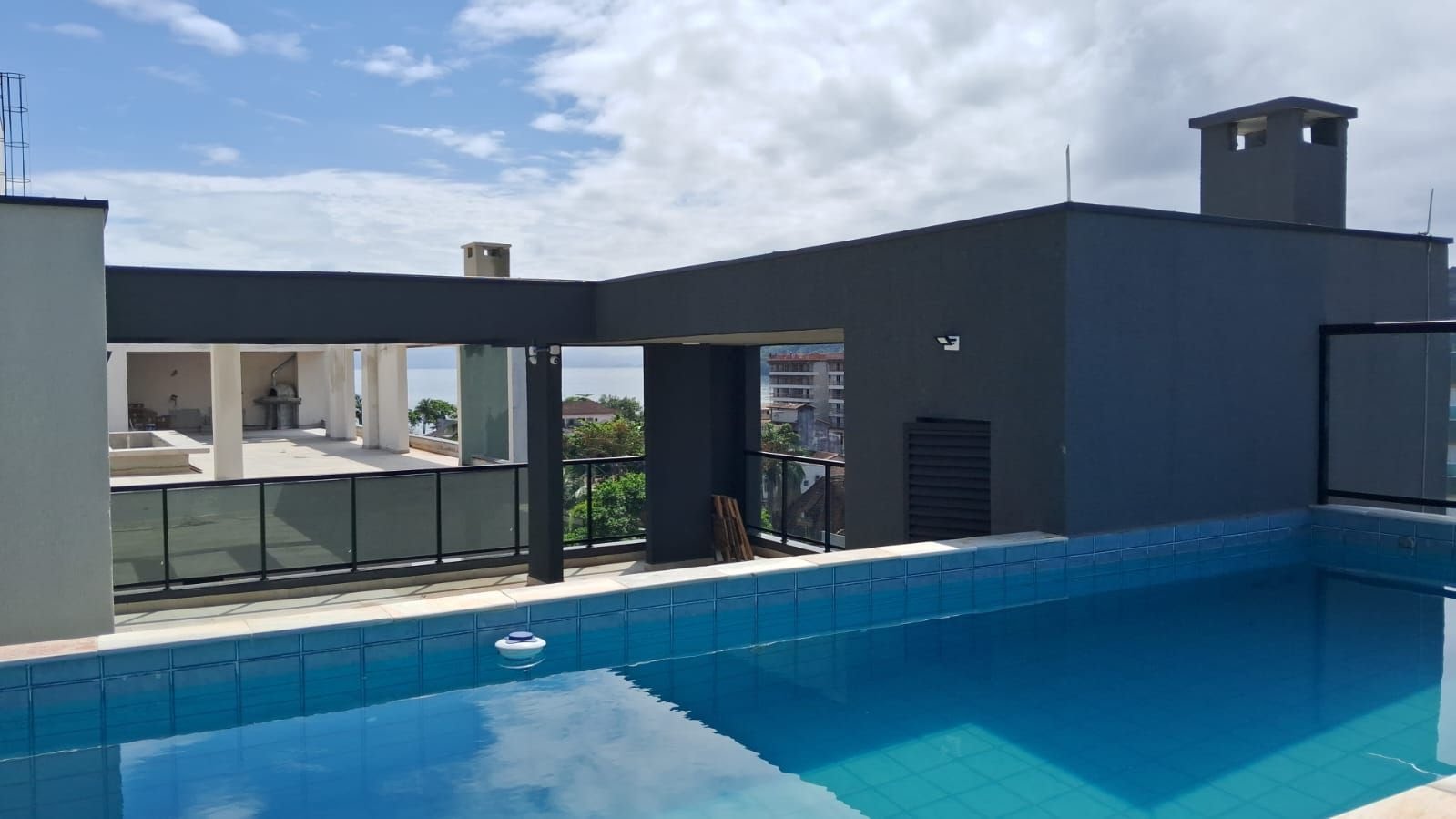 Apartamento à venda com 2 quartos, 2 banheiros, 1 vaga e 77m² no Itaguá, Ubatuba (SP) — foto 2 de 6