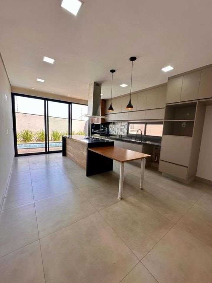 Casa à venda com 3 quartos, 3 suítes, 4 vagas e 166m² no Loteamento Terras de Florença, Ribeirão Preto (SP) — foto 12 de 30