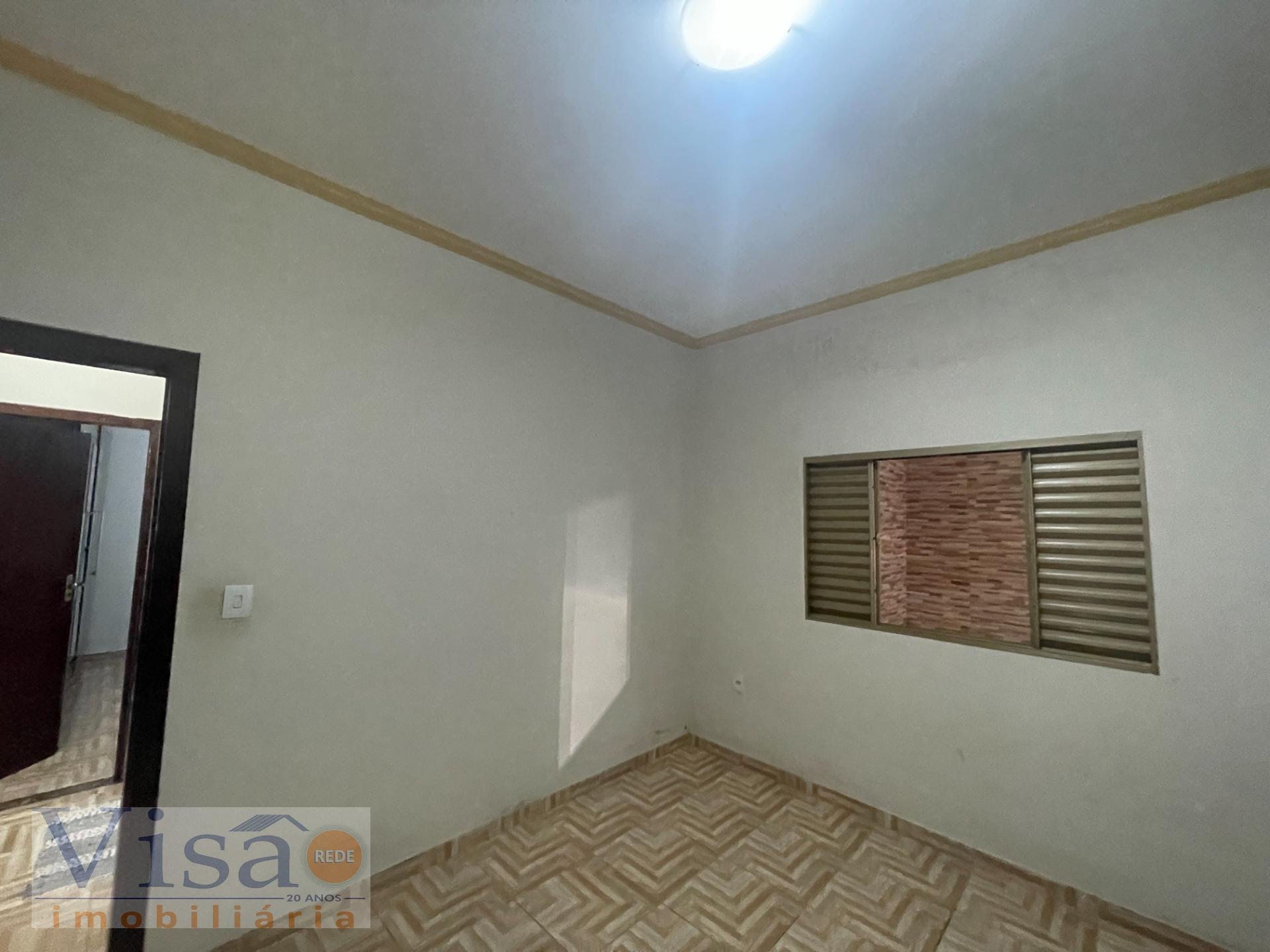 Casa à venda com 3 quartos, 1 suíte, 2 vagas e 250m² no Aparecida, Paracatu (MG) — foto 21 de 25