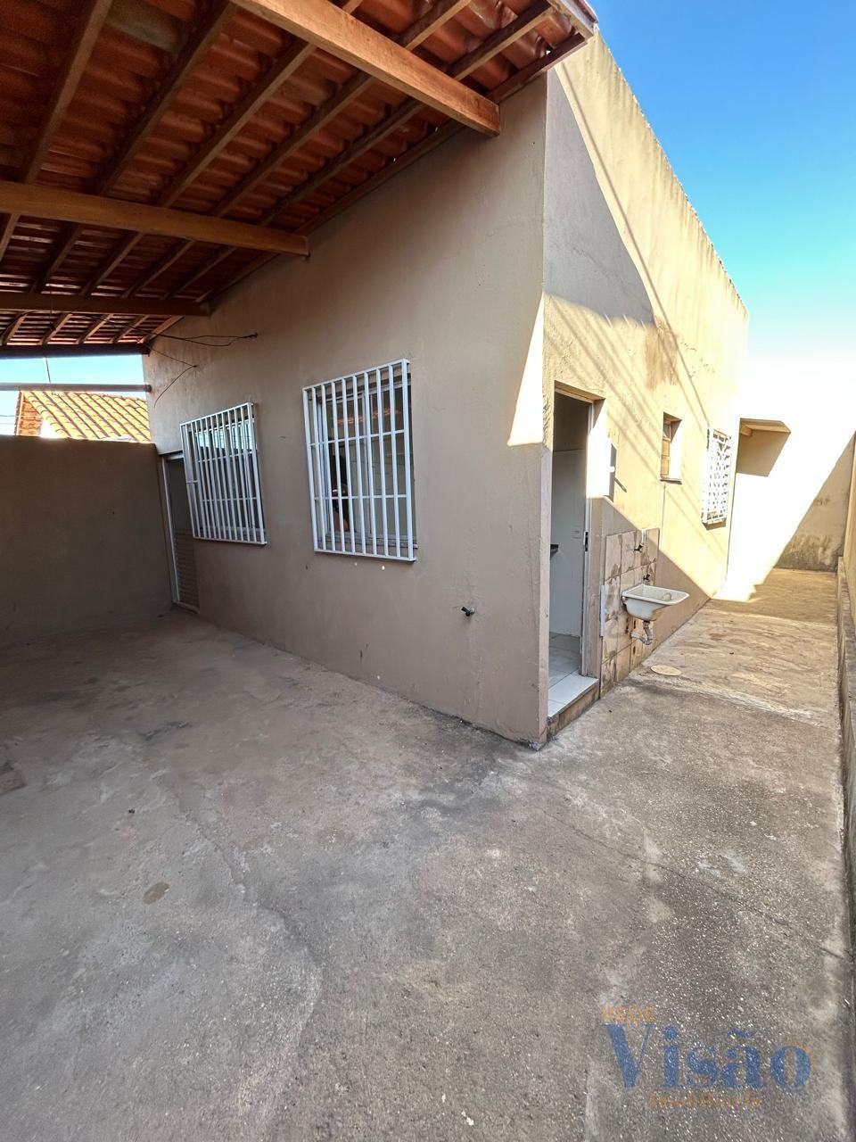 Casa para alugar com 2 quartos, 1 banheiro e 1 vaga no Sarah Kubitschek, Paracatu (MG) — foto 3 de 9