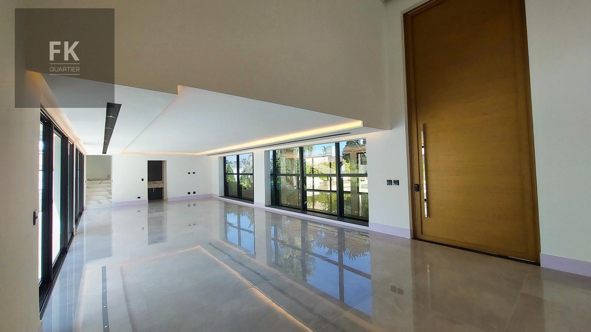 Casa à venda com 4 quartos, 4 suítes, 6 vagas e 630m² no Alphaville Residencial Dois, Barueri (SP) — foto 3 de 27