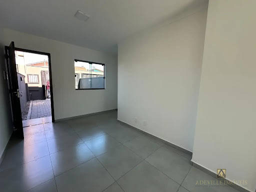 Casa Geminada em Ulysses Guimarães  -  Joinville
