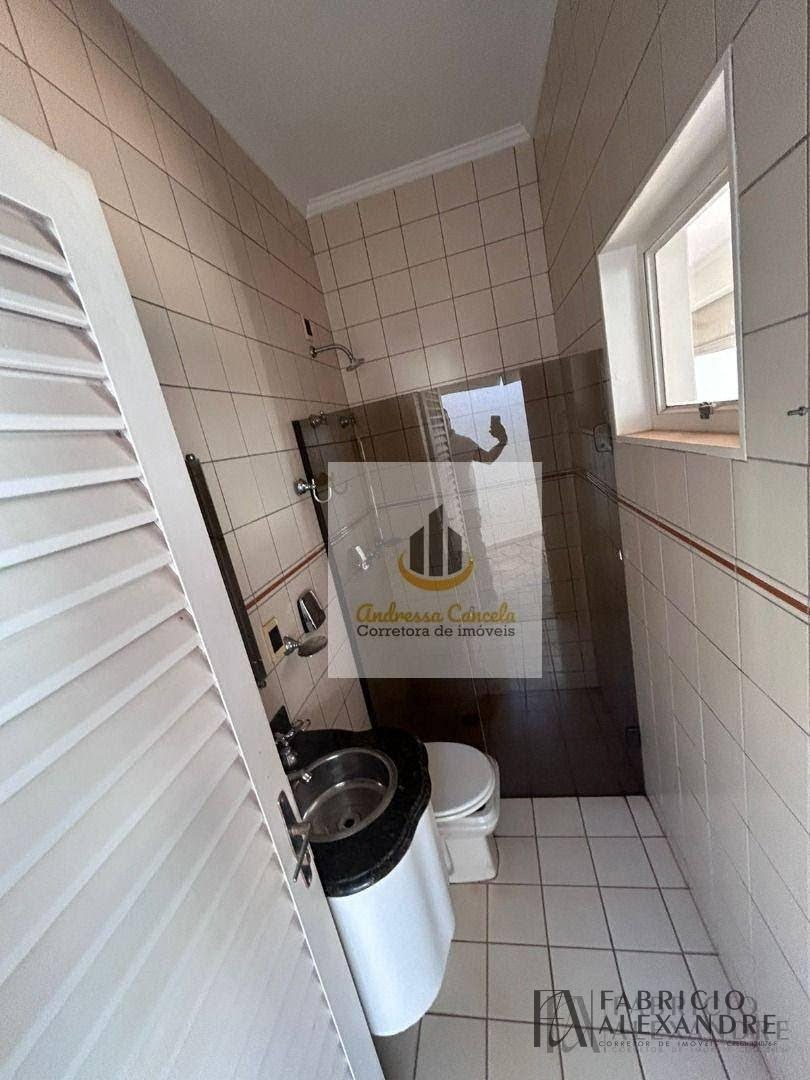Casa à venda com 3 quartos, 1 suíte, 4 vagas e 290m² no Damha I, São José do Rio Preto (SP) — foto 4 de 18