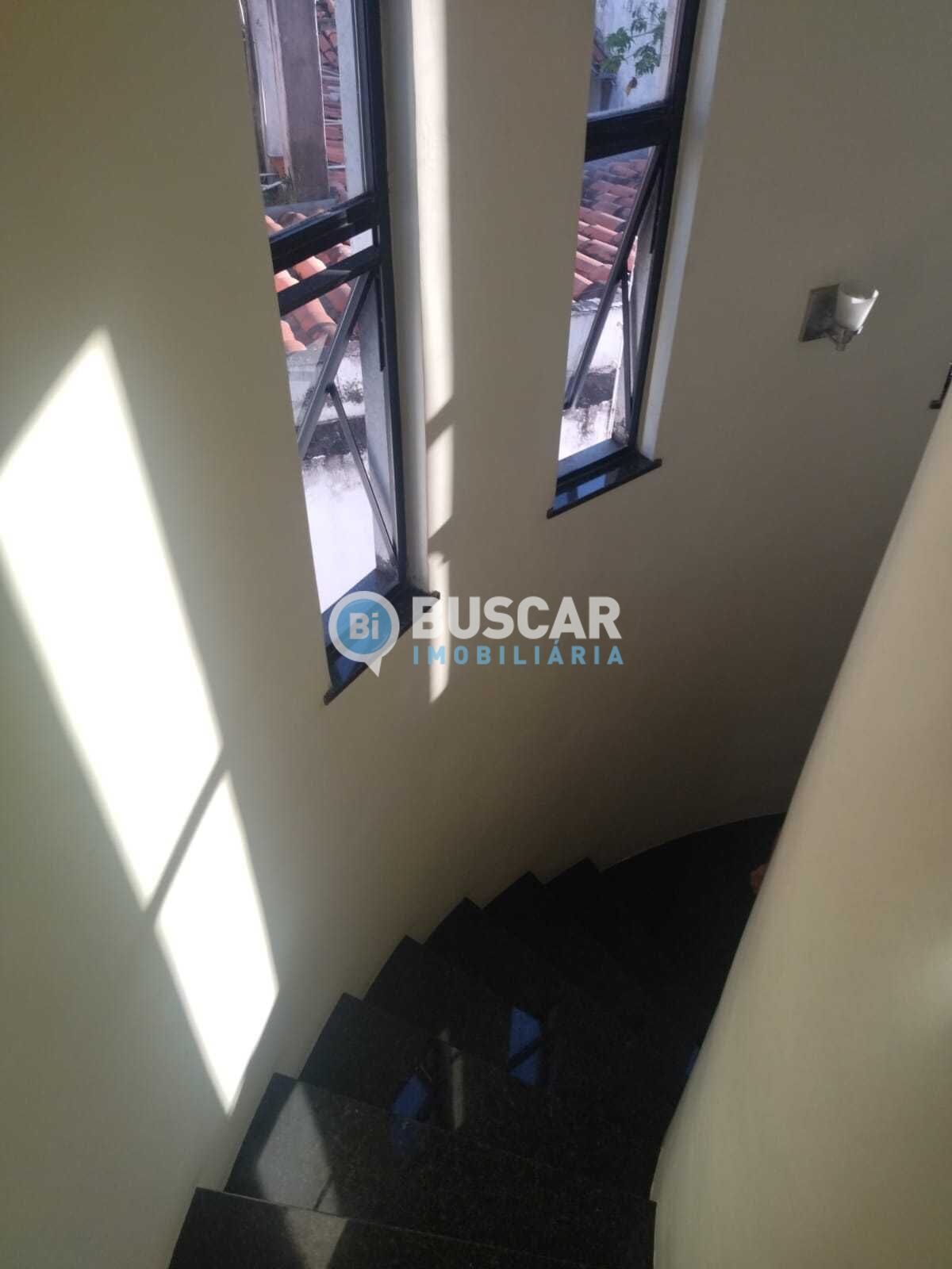 Casa à venda com 4 quartos, 1 suíte, 1 vaga e 300m² no Queimadinha, Feira de Santana (BA) — foto 7 de 15
