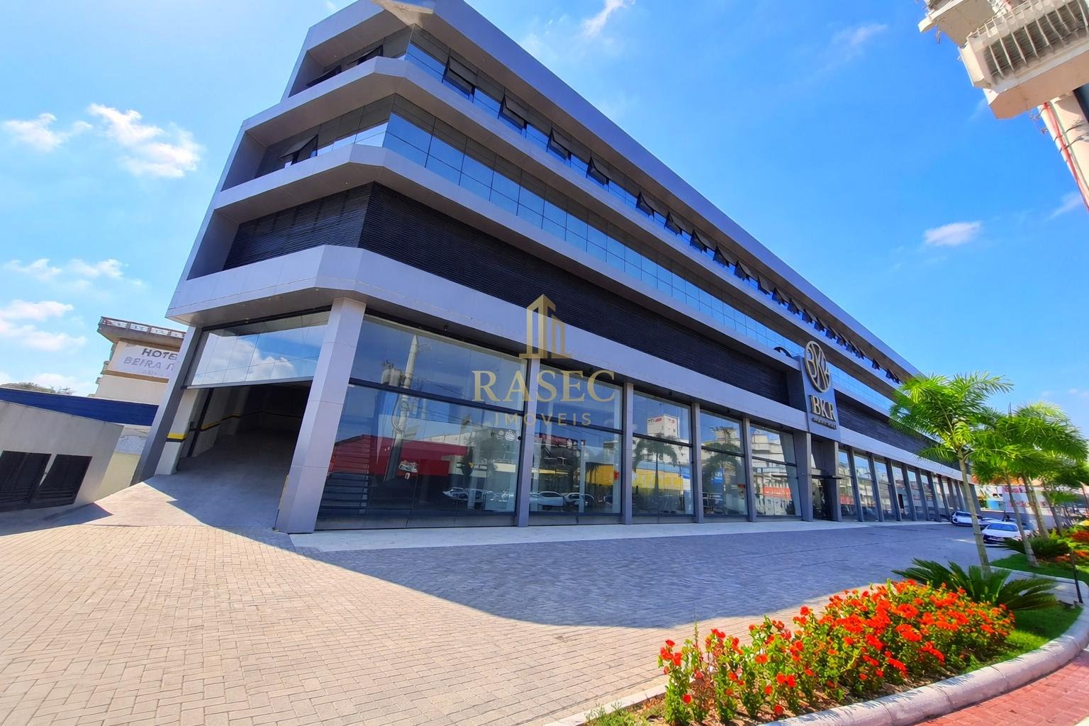 Comercial para alugar com 92m² no Centro II, Brusque — foto principal