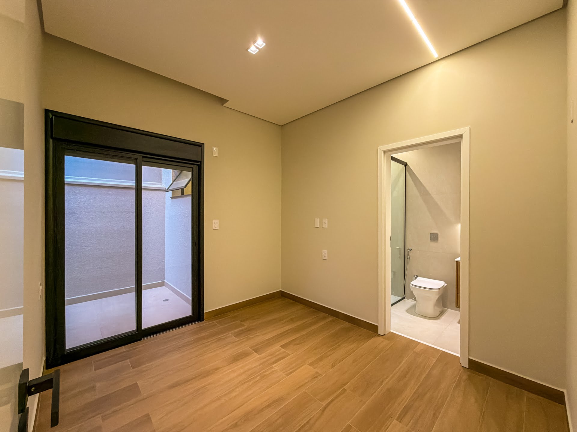 Casa à venda com 3 quartos, 3 suítes, 4 vagas e 213m² no Sapezal, Indaiatuba (SP) — foto 18 de 30