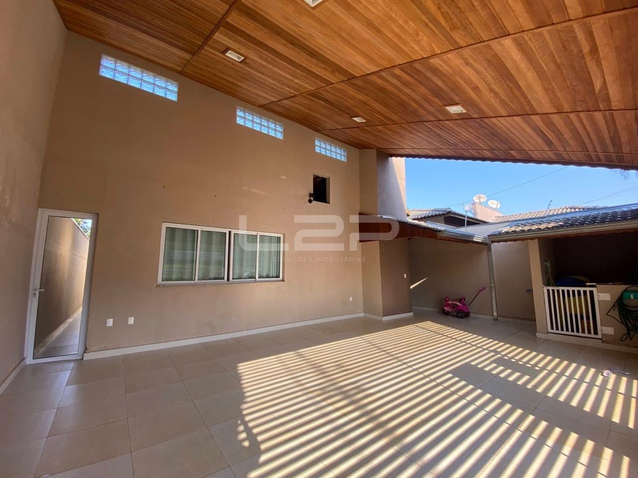 Casa à venda com 3 quartos, 1 suíte, 3 vagas e 175m² no Parque Santa Isabel, Itupeva (SP) — foto 3 de 26