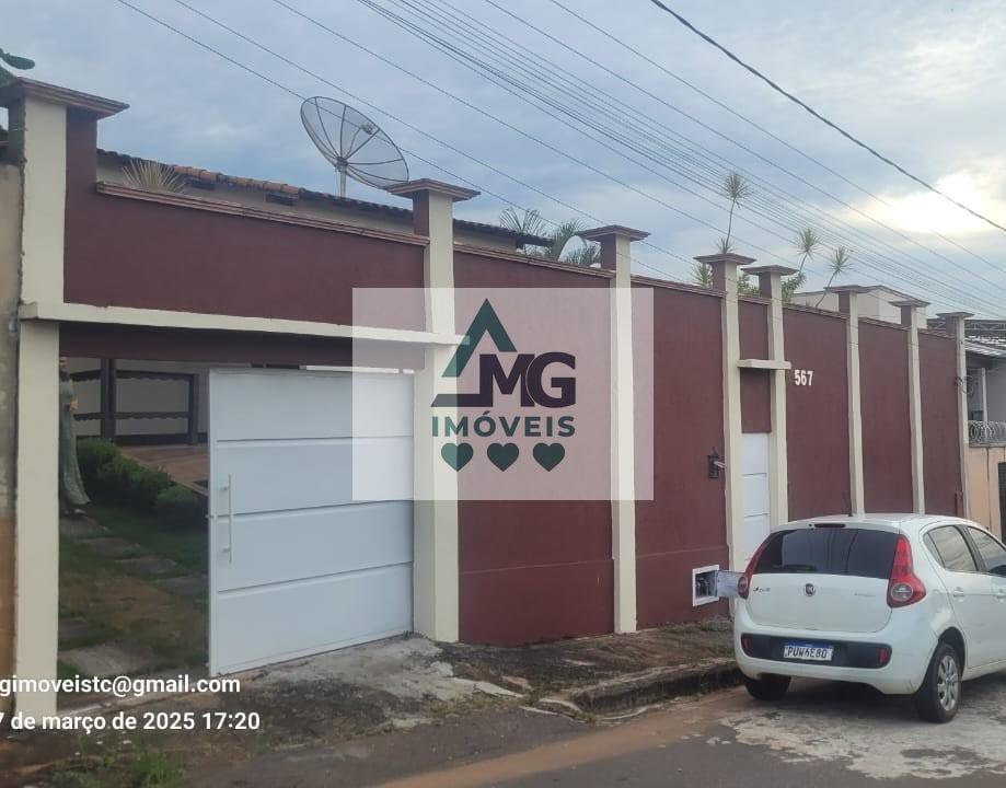 Casa à venda com 3 quartos, 1 suíte, 4 vagas e 450m² no Jardim das Magnólias, Três Corações (MG) — foto 8 de 12