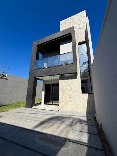 Casa em Timbu  -  Eusébio