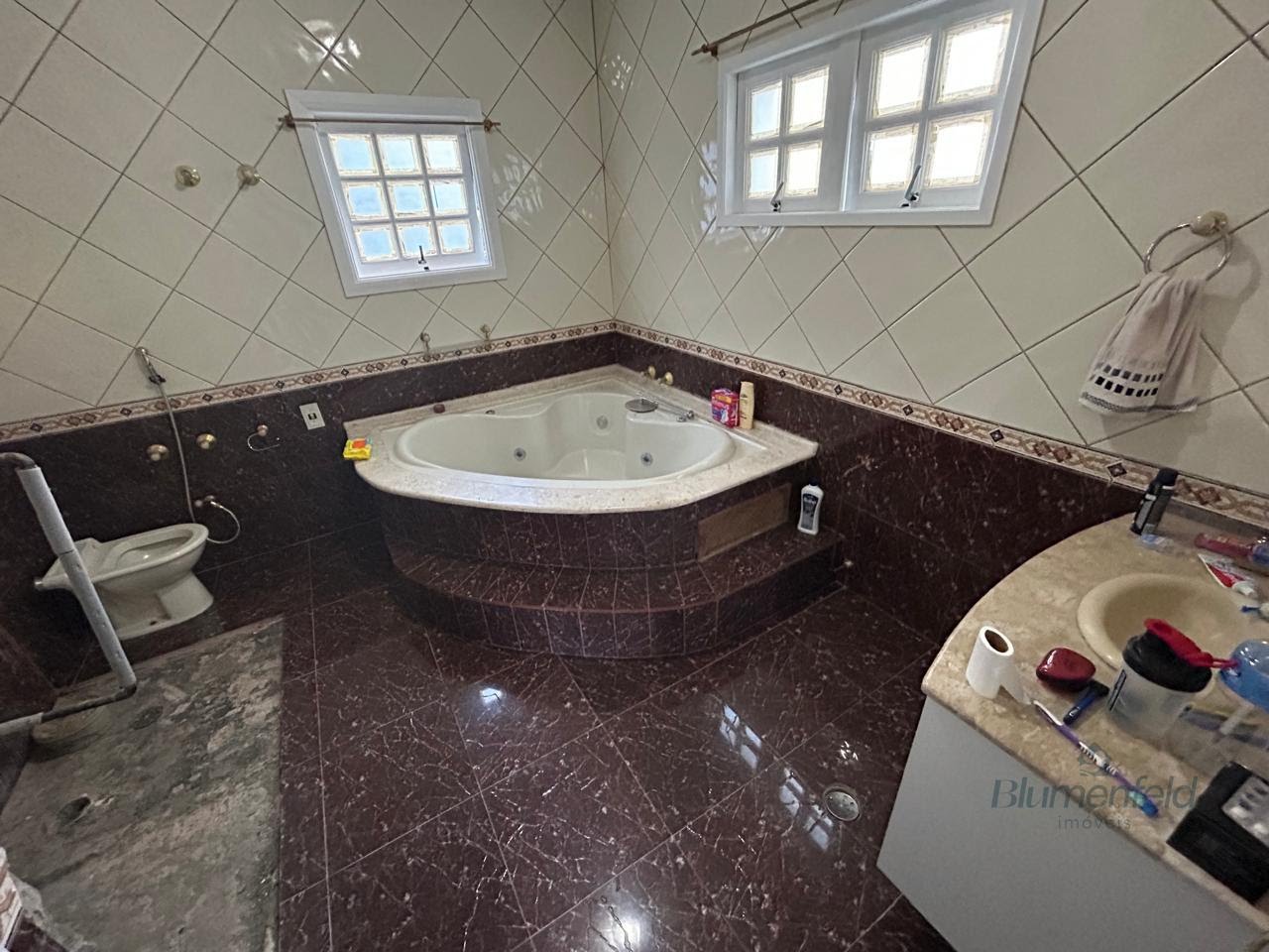 Casa à venda com 5 quartos, 3 suítes, 5 vagas e 550m² no Condominio Arujazinho I II III, Arujá (SP) — foto 26 de 30