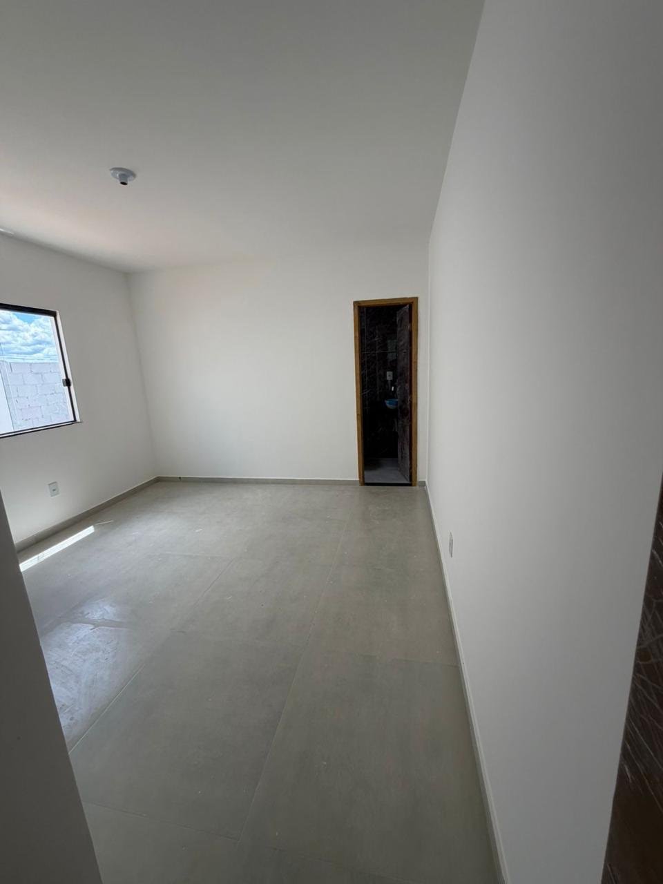 Casa à venda com 3 quartos, 1 suíte, 2 vagas e 200m² no Conceição, Feira de Santana (BA) — foto 4 de 10