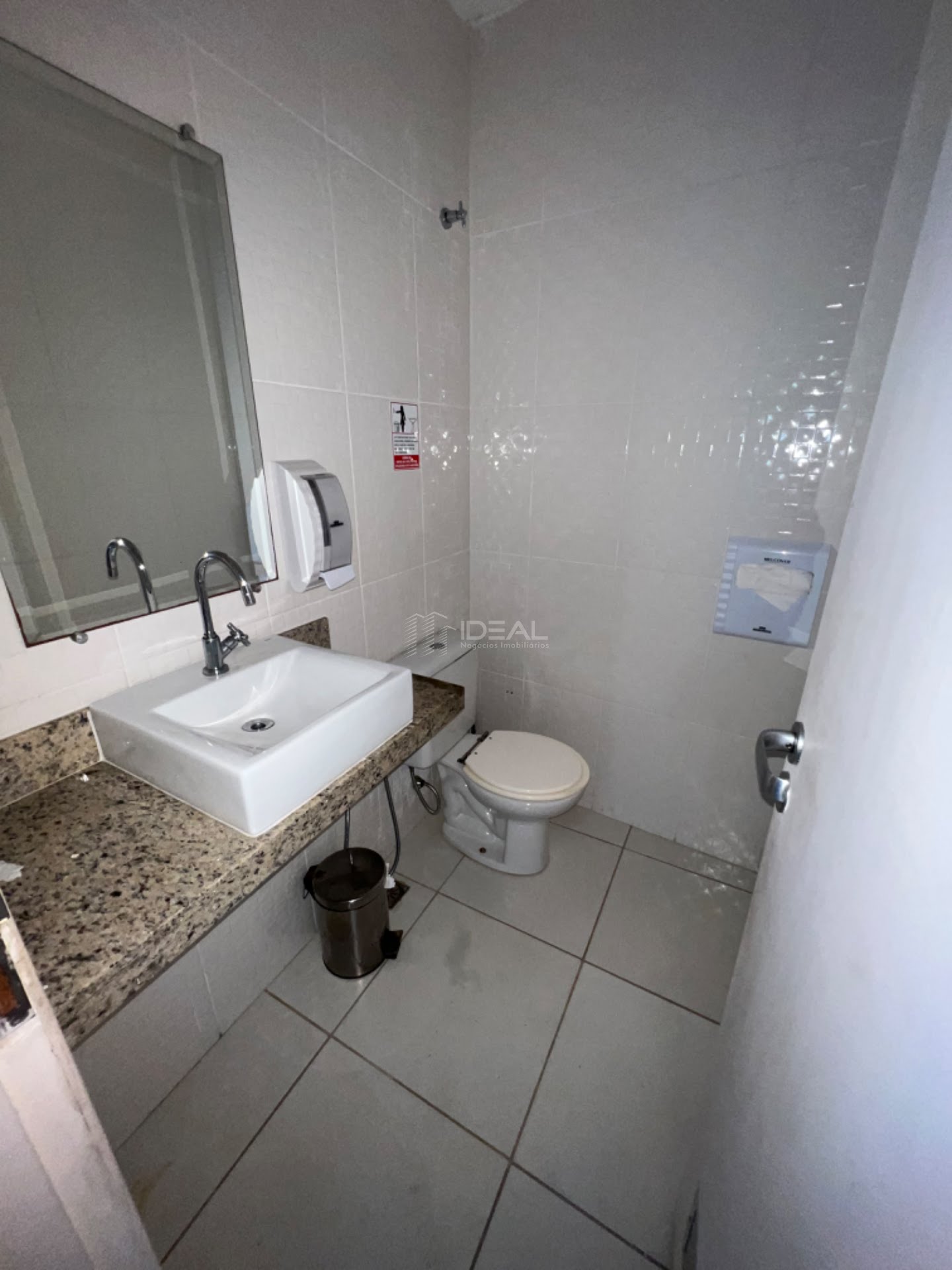 Comercial para alugar com 3 banheiros, 6 vagas e 250m² no Vila da Rainha, Campos dos Goytacazes (RJ) — foto 7 de 16