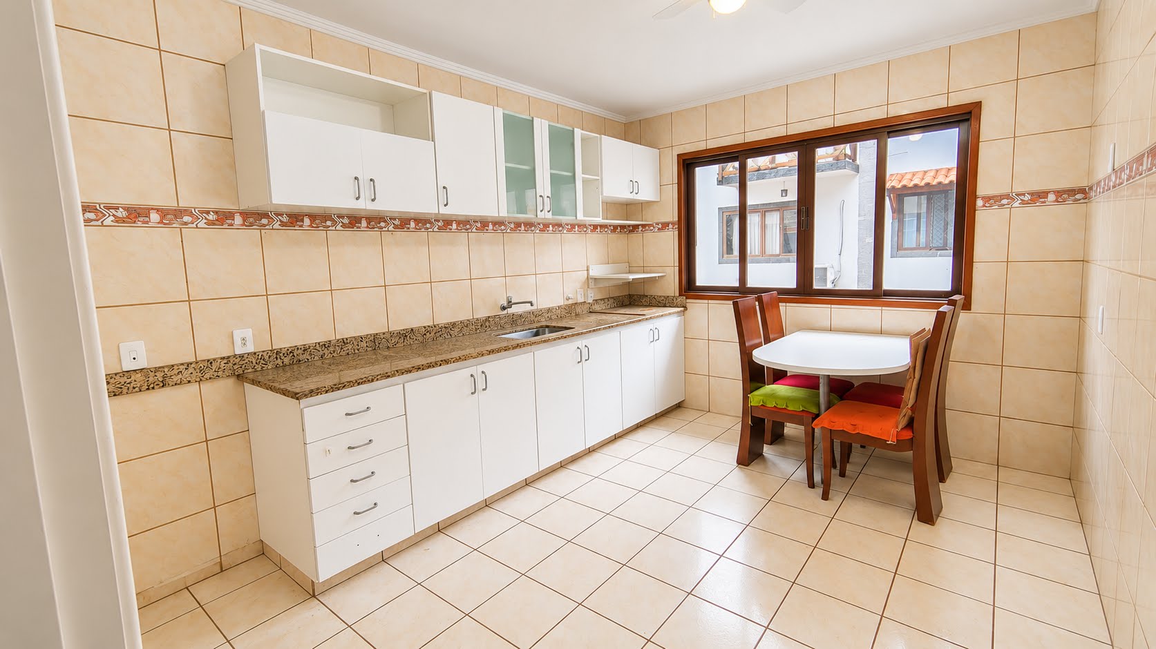 Casa à venda com 3 quartos, 2 suítes, 2 vagas e 90m² no Vargem Grande, Rio de Janeiro (RJ) — foto 8 de 15