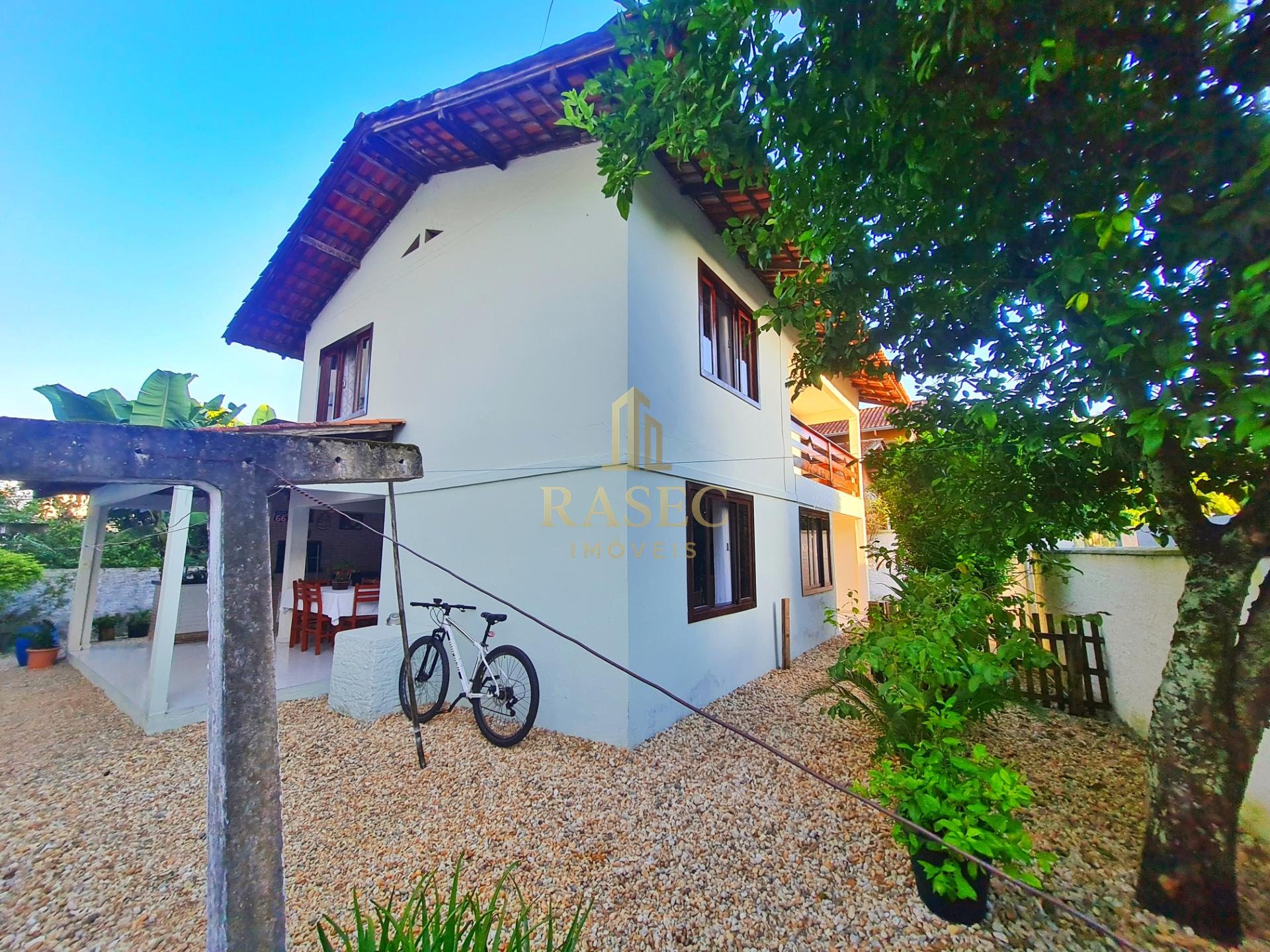 Casa à venda com 3 quartos, 2 banheiros e 120m² no Guarani, Brusque (SC) — foto 3 de 11
