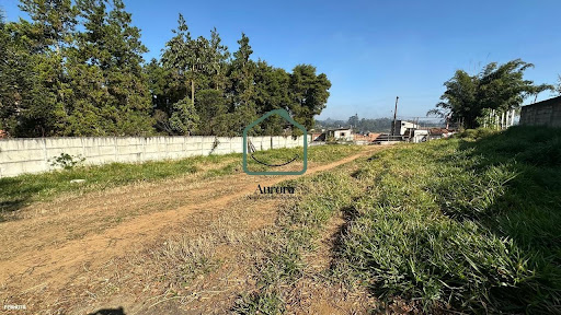Terreno para Venda em Suzano / SP no bairro Vila Helena 